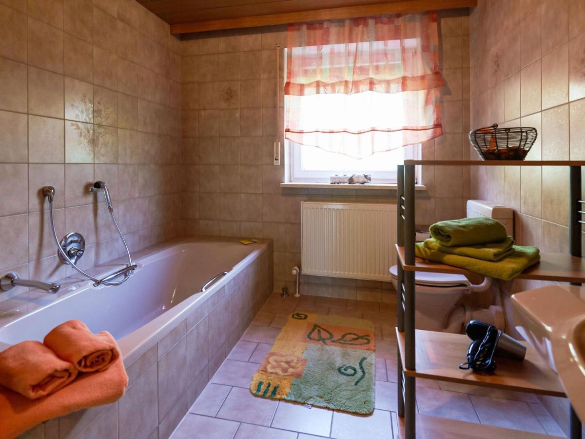Nice Flat With Sauna Covered Terrace Garden And Tree House For Children Zandt Exteriér fotografie